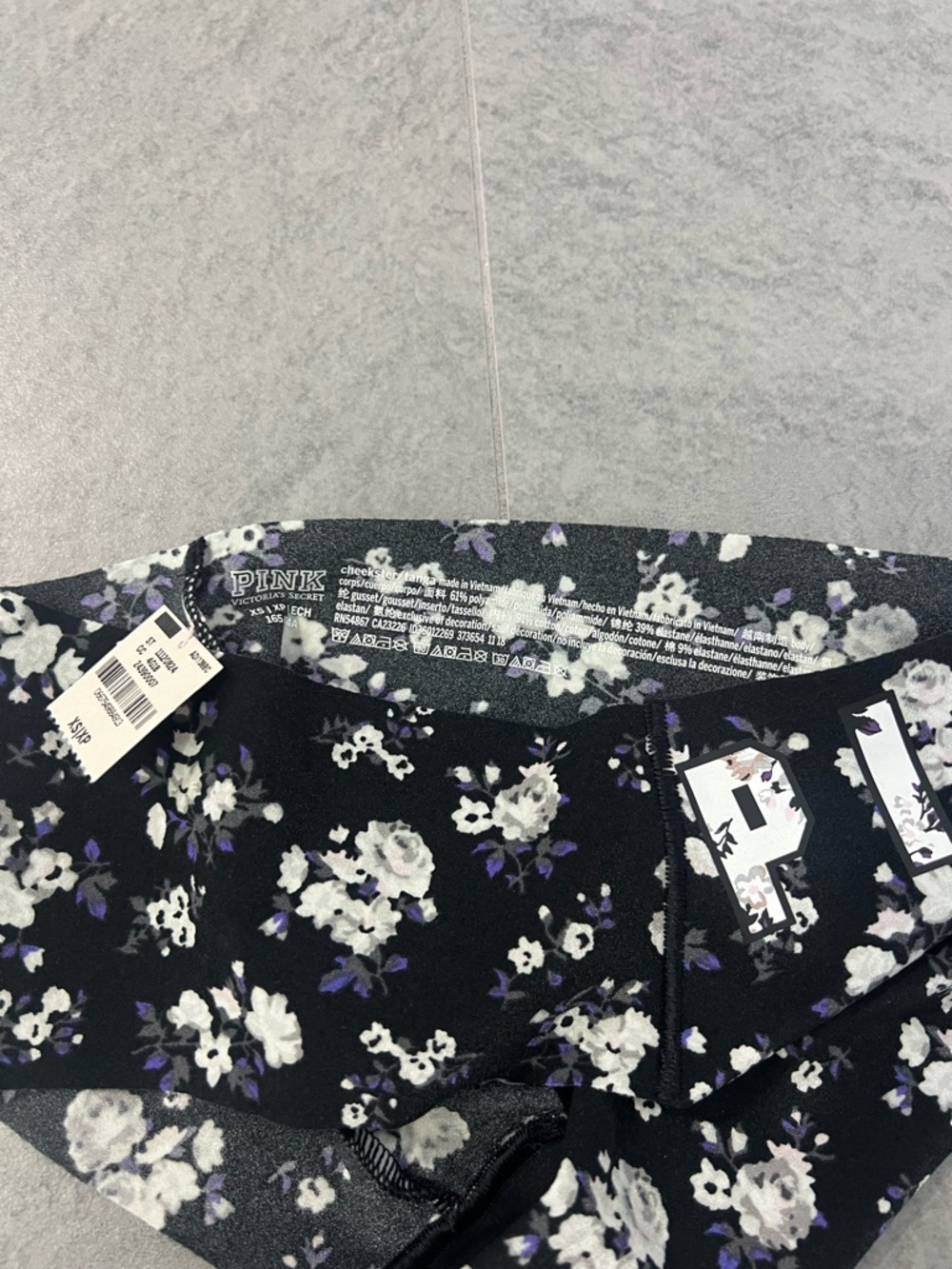 NWT PINK Victoria's Secret No-Show Cheekster Panty in Black/White Floral - Picture 5 of 5